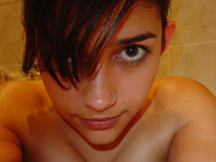 Selfshot hairy girl in bathroom