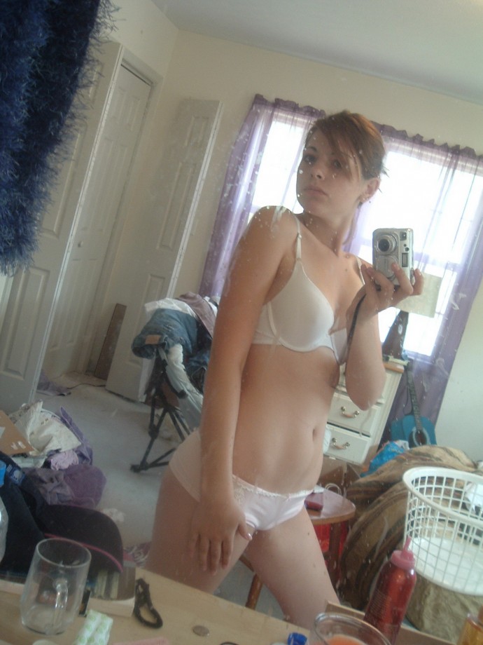 Girlfriend messy - selfshot