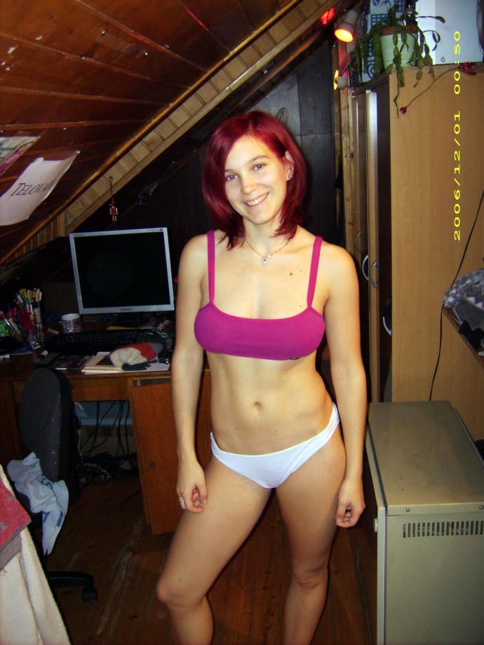 Redhead naked girlfriend