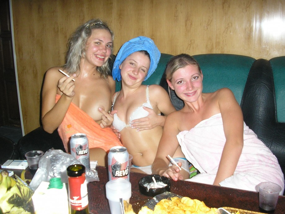 Amateur girls party in the sauna