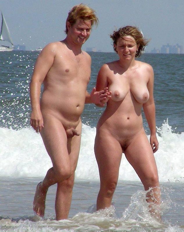 Nudist fkk summer time hotties on the beach