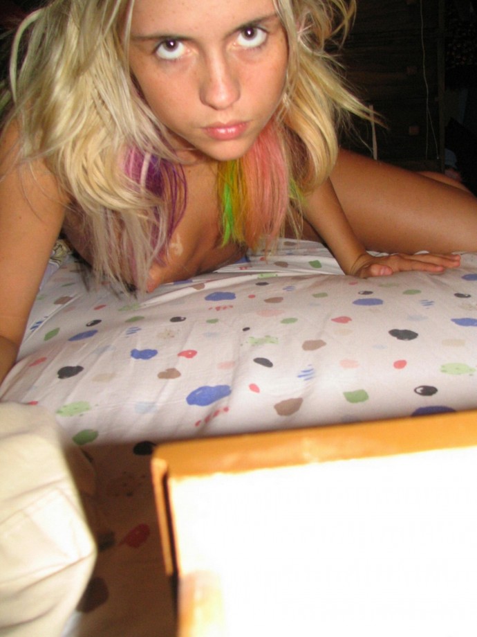 Cute amateur teen girlfriend 16