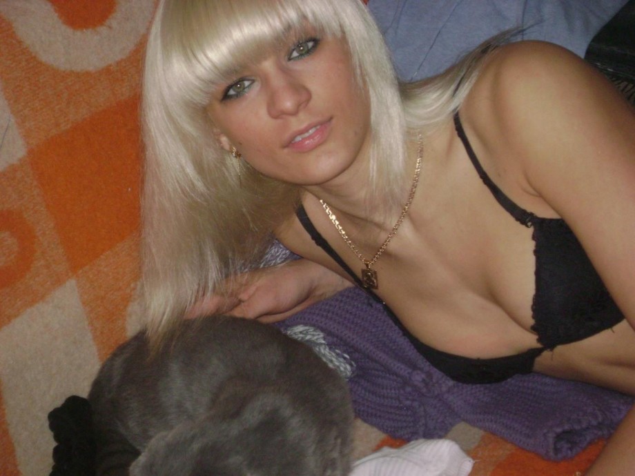 Hot amateur blonde 11