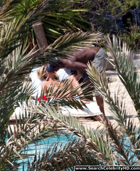 Heidi klum topless sunbathing candids in ibiza