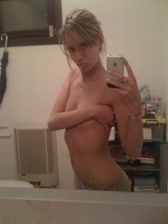 Skinny blonde selfshots in the mirror serie 65