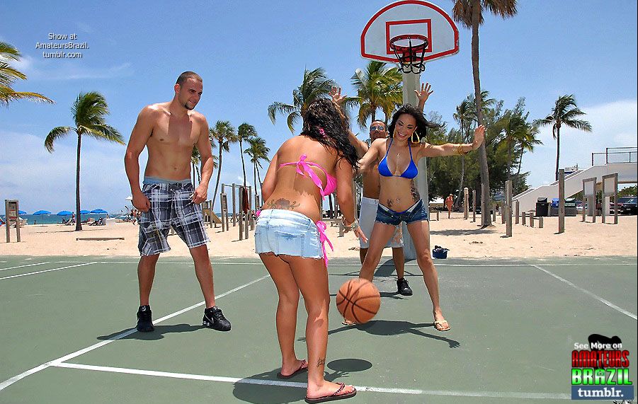 Latinas pool party