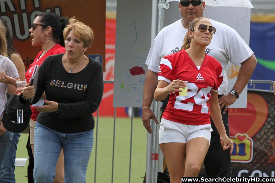 Jennifer lopez – charity football game in puerto rico