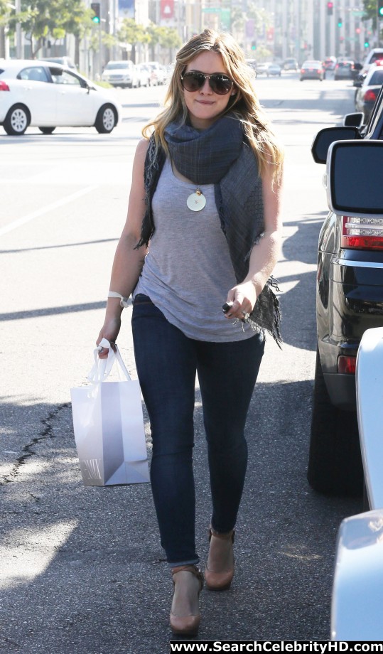 Hilary duff - out and about shopping candids in beverly hills - celebrity