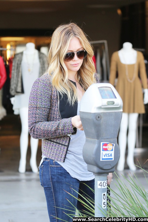 Hilary duff - out and about shopping candids in beverly hills - celebrity