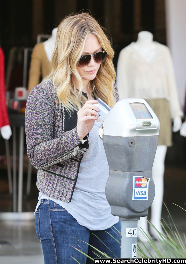 Hilary duff - out and about shopping candids in beverly hills - celebrity