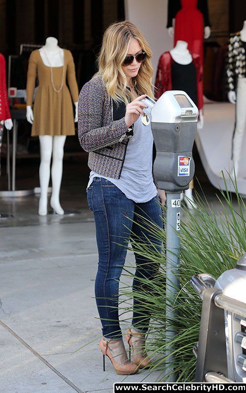 Hilary duff - out and about shopping candids in beverly hills - celebrity