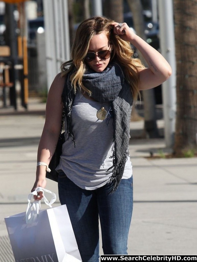 Hilary duff - out and about shopping candids in beverly hills - celebrity