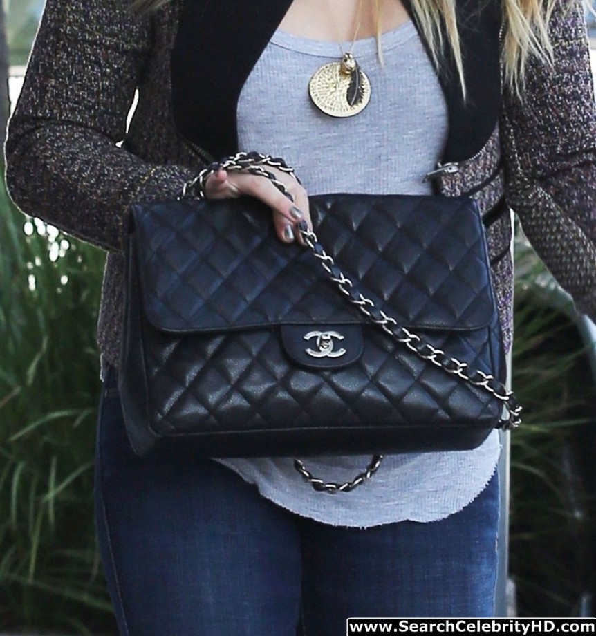 Hilary duff - out and about shopping candids in beverly hills - celebrity