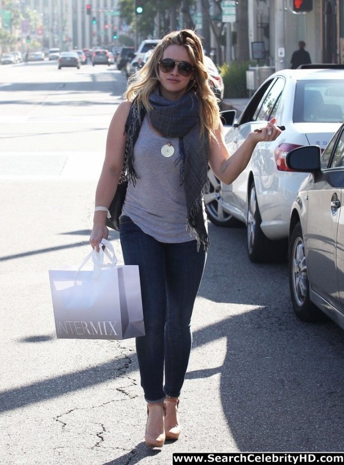 Hilary duff - out and about shopping candids in beverly hills - celebrity