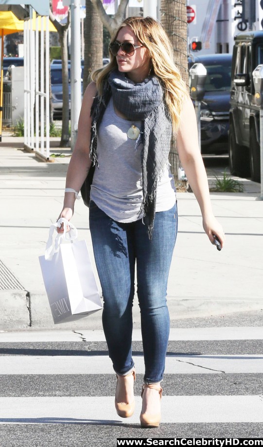 Hilary duff - out and about shopping candids in beverly hills - celebrity