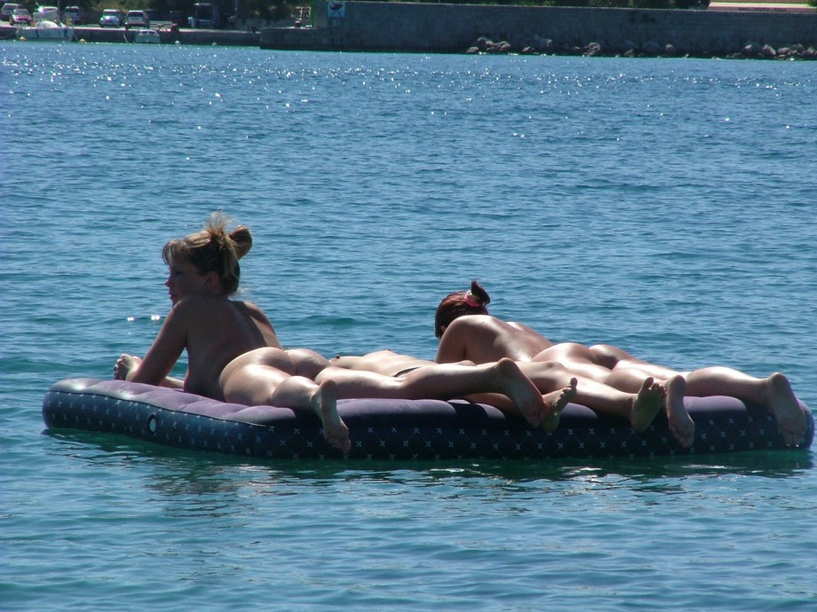 Amateur girls on beach 11