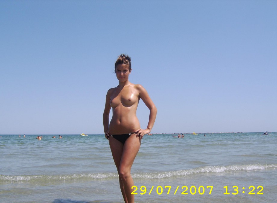 Amateur girls on beach 16