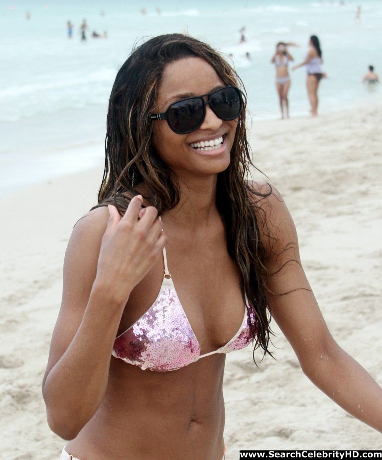 Ciara - bikini candids in miami - celebrity