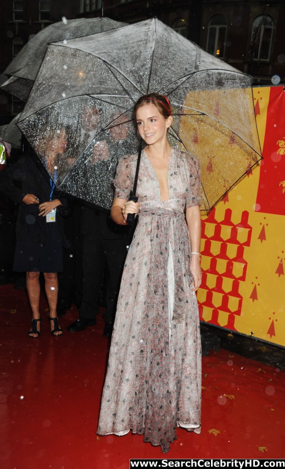 Emma watson - harry potter and the half-blood prince premiere in london - celebrity