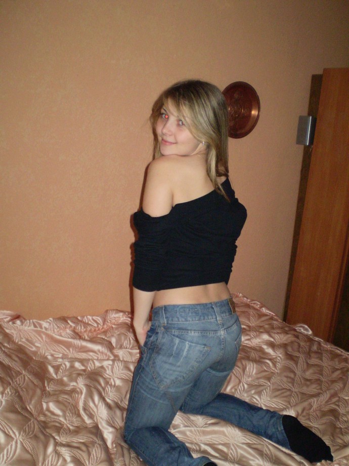 Hot amateur blonde 10