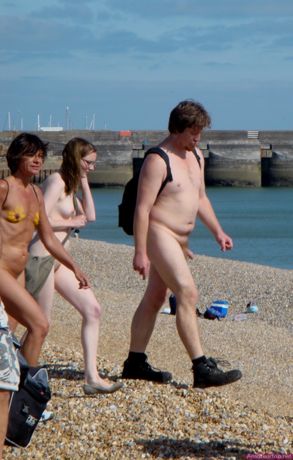 Nude couples fflashing their bodies on cycling tour