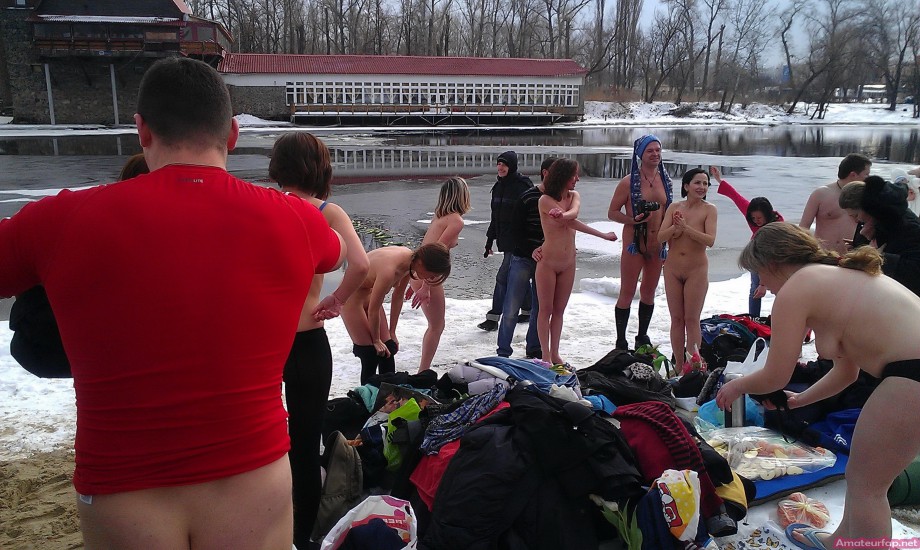 Horny students group makes hot pictures in winter