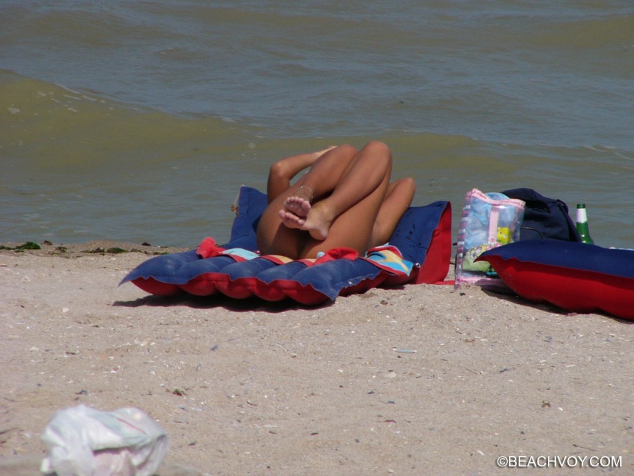 Nude girls on the beach - 192