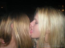 Kissing girlfriendss 01 15/96