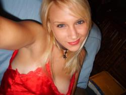 Nice blond girl and her self pics 14/41