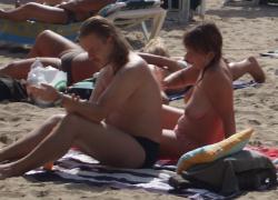 Topless beech girls mallorca  68/89