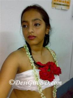 Amateur bangladeshi sexbomb 12/20