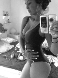 Selfshots - young girl 45/115