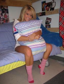 Sexy blonde amateur bombshell 7 31/96